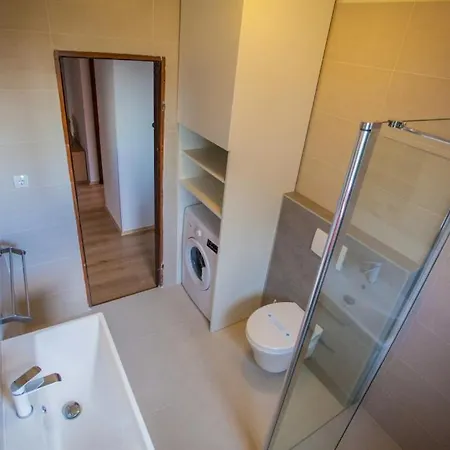 In With Sea View, Balcony, Air Conditioning, Wi-fi