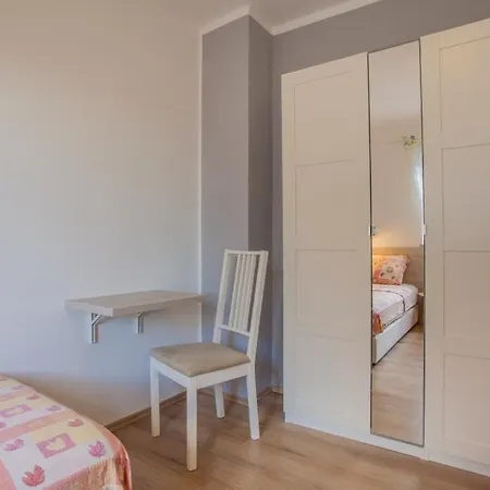 In With Sea View, Balcony, Air Conditioning, Wi-fi Apartment
