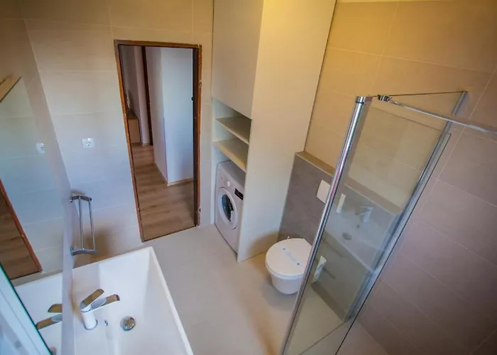 In With Sea View, Balcony, Air Conditioning, Wi-fi