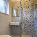 Lägenhet In With Sea View, Balcony, Air Conditioning, Wi-fi Cres
